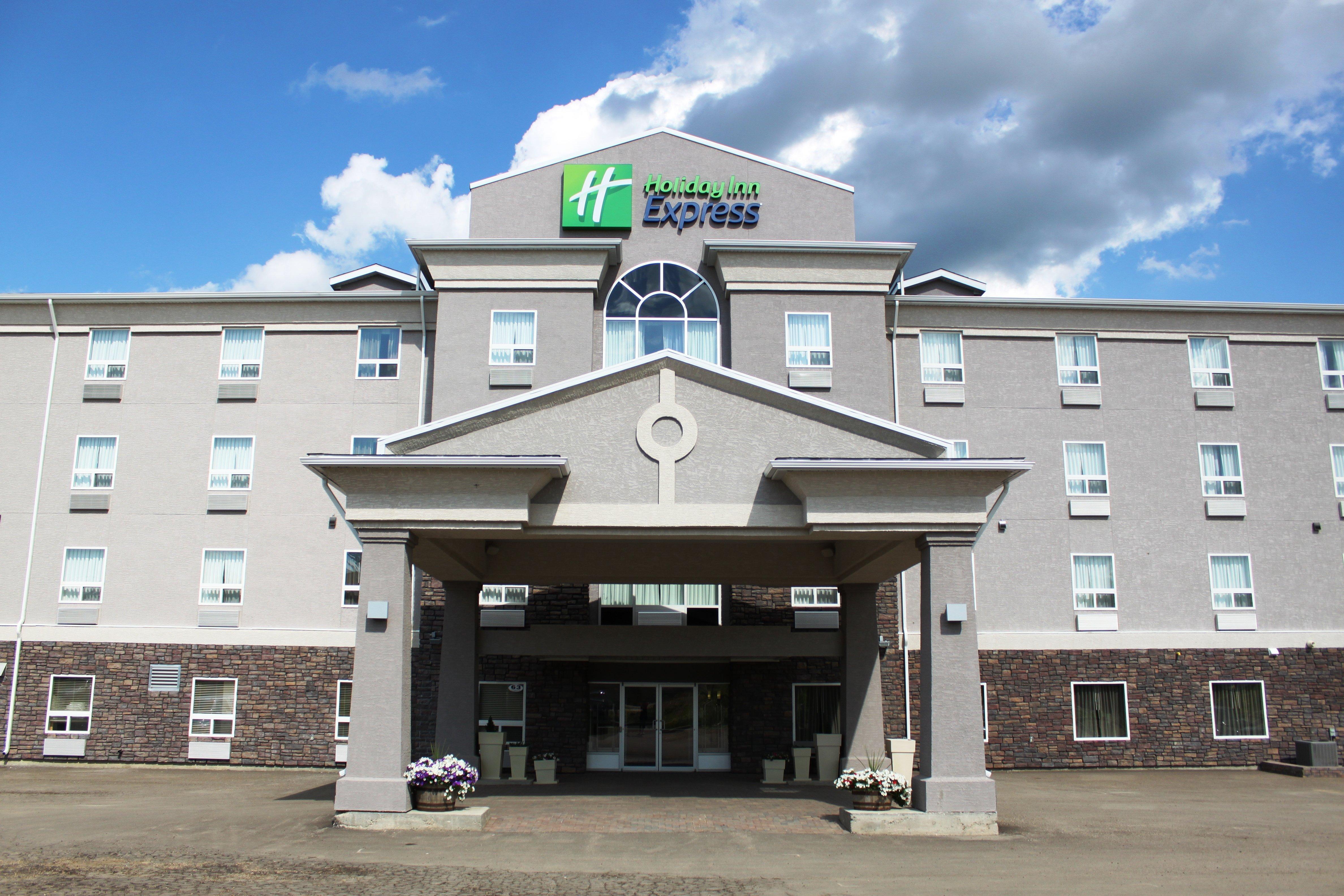 Holiday Inn Express Yorkton East By Ihg מראה חיצוני תמונה