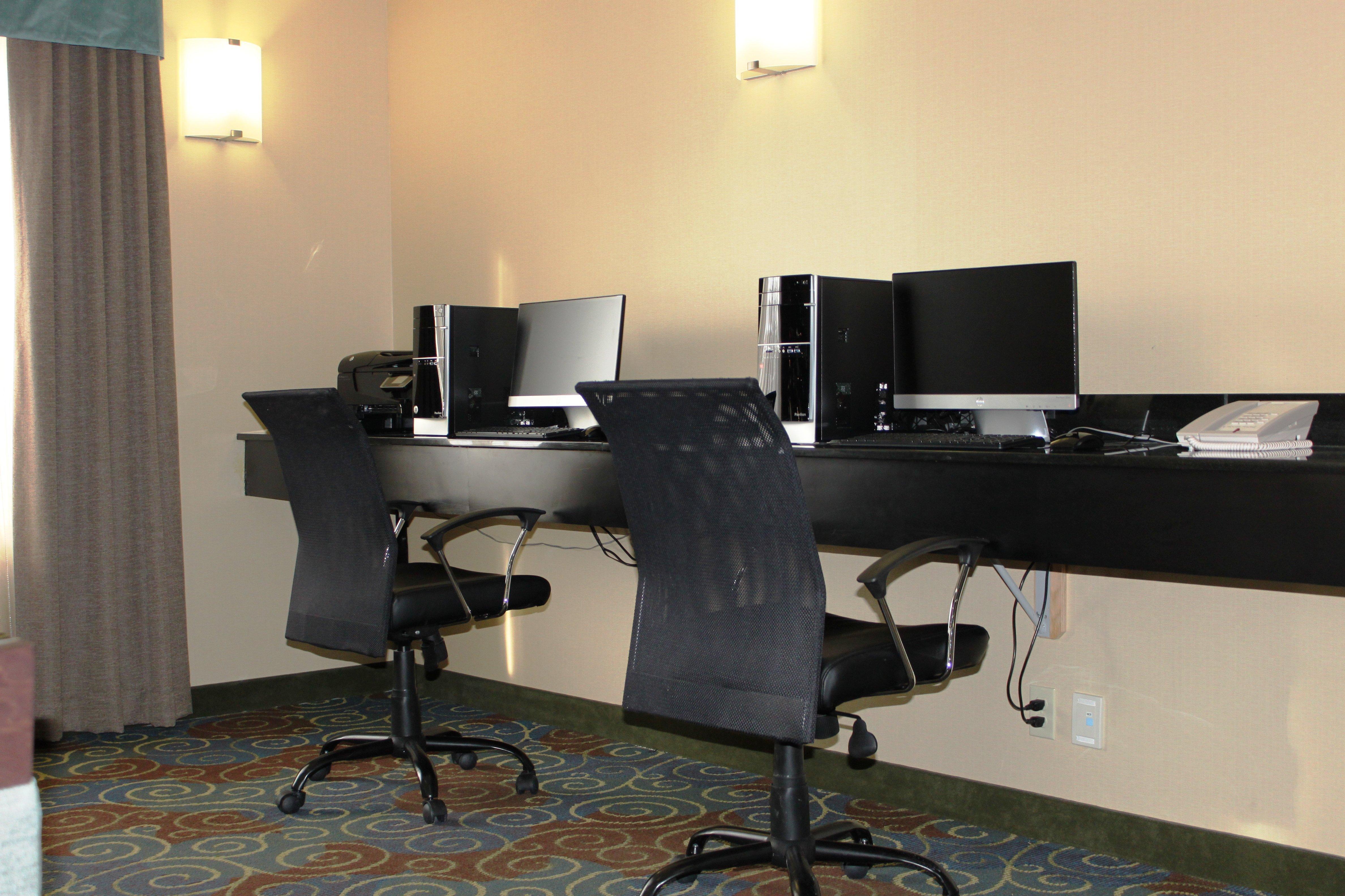 Holiday Inn Express Yorkton East By Ihg מראה חיצוני תמונה