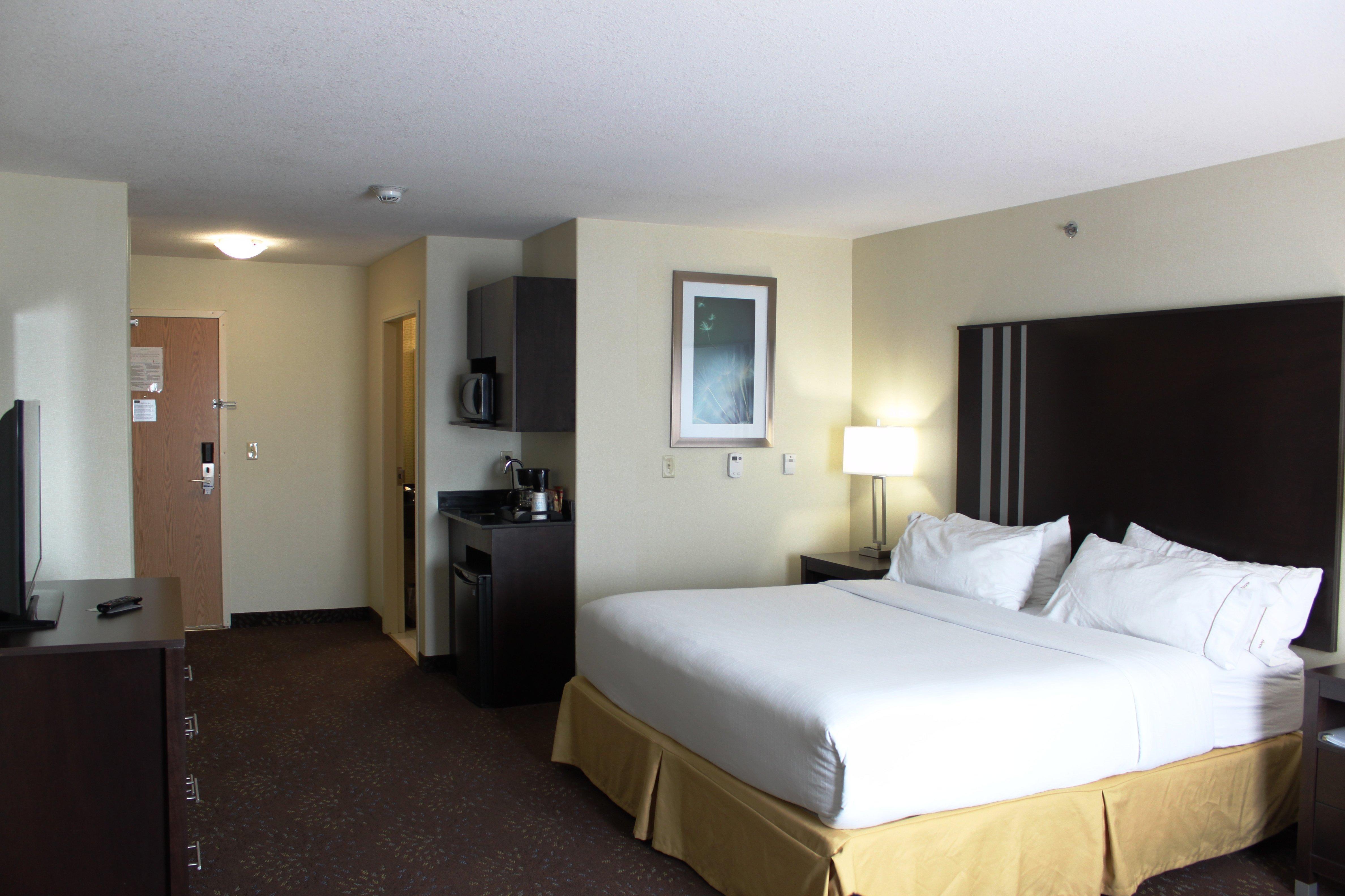 Holiday Inn Express Yorkton East By Ihg מראה חיצוני תמונה