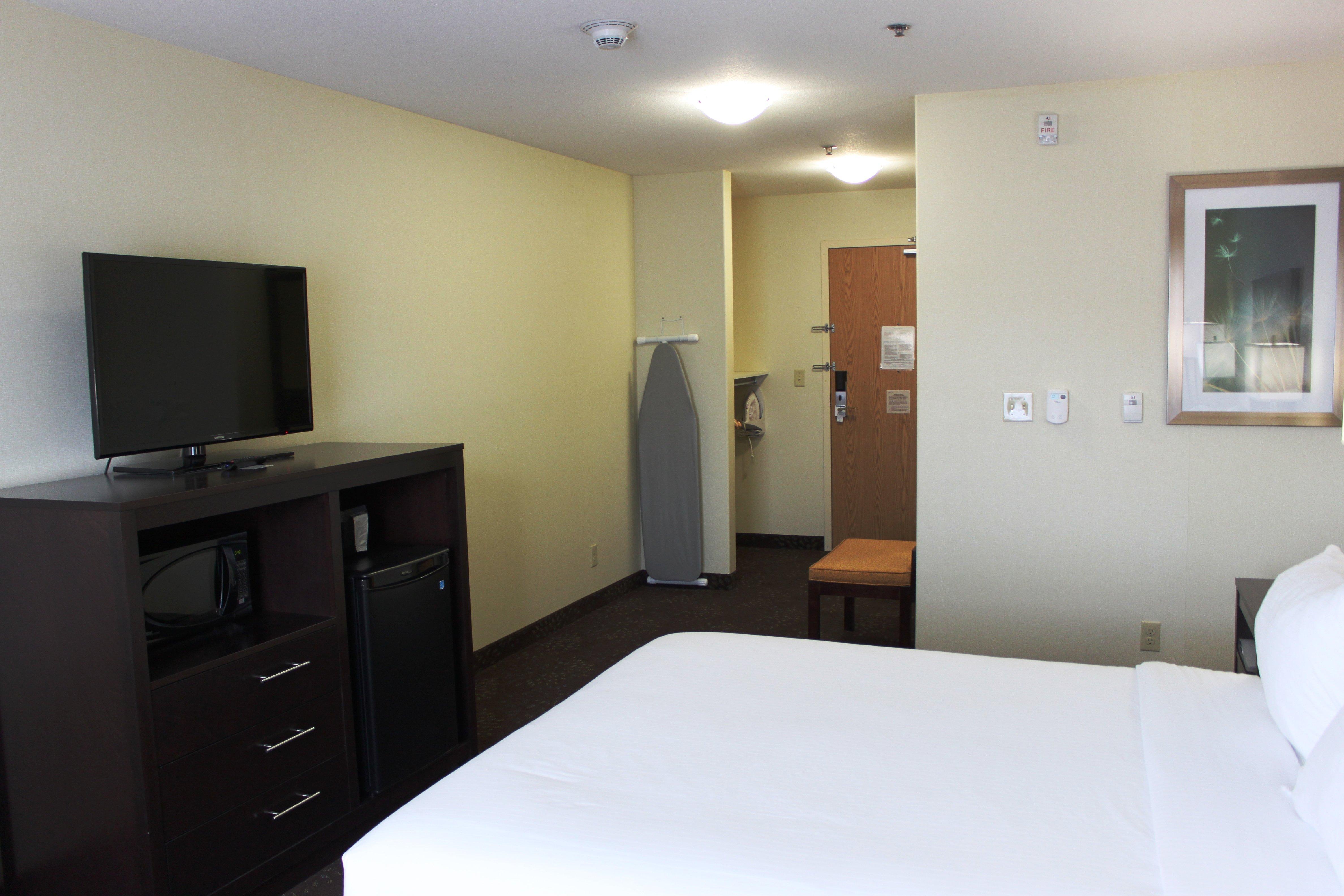 Holiday Inn Express Yorkton East By Ihg מראה חיצוני תמונה