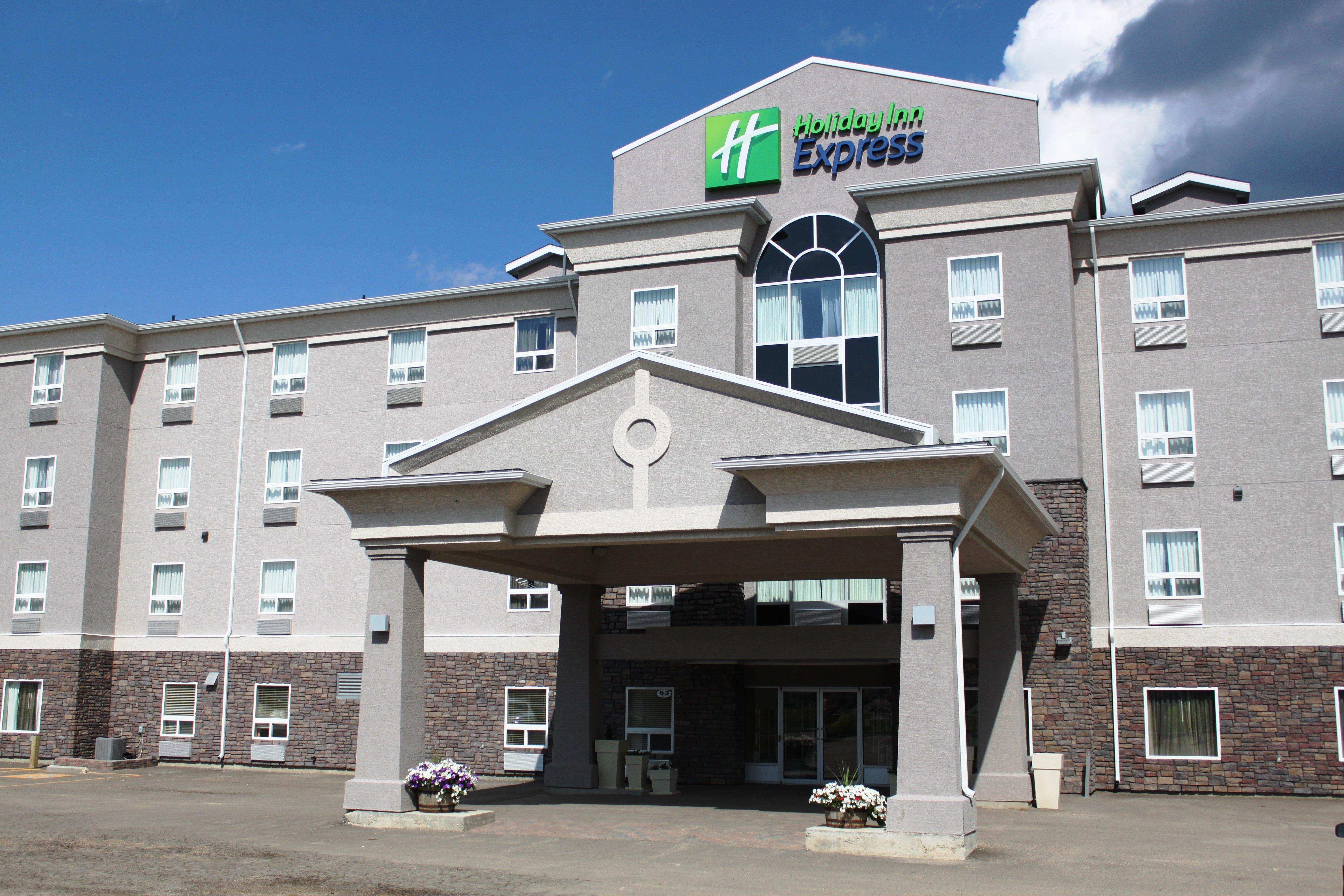 Holiday Inn Express Yorkton East By Ihg מראה חיצוני תמונה